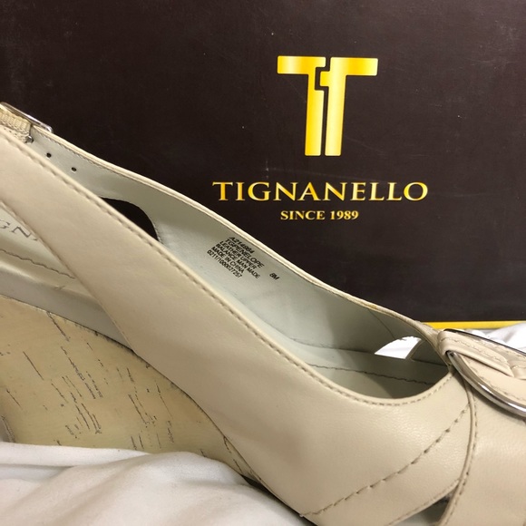 NWT TiGNANELLO Cream Leather Wedge Sandals - Picture 3 of 6